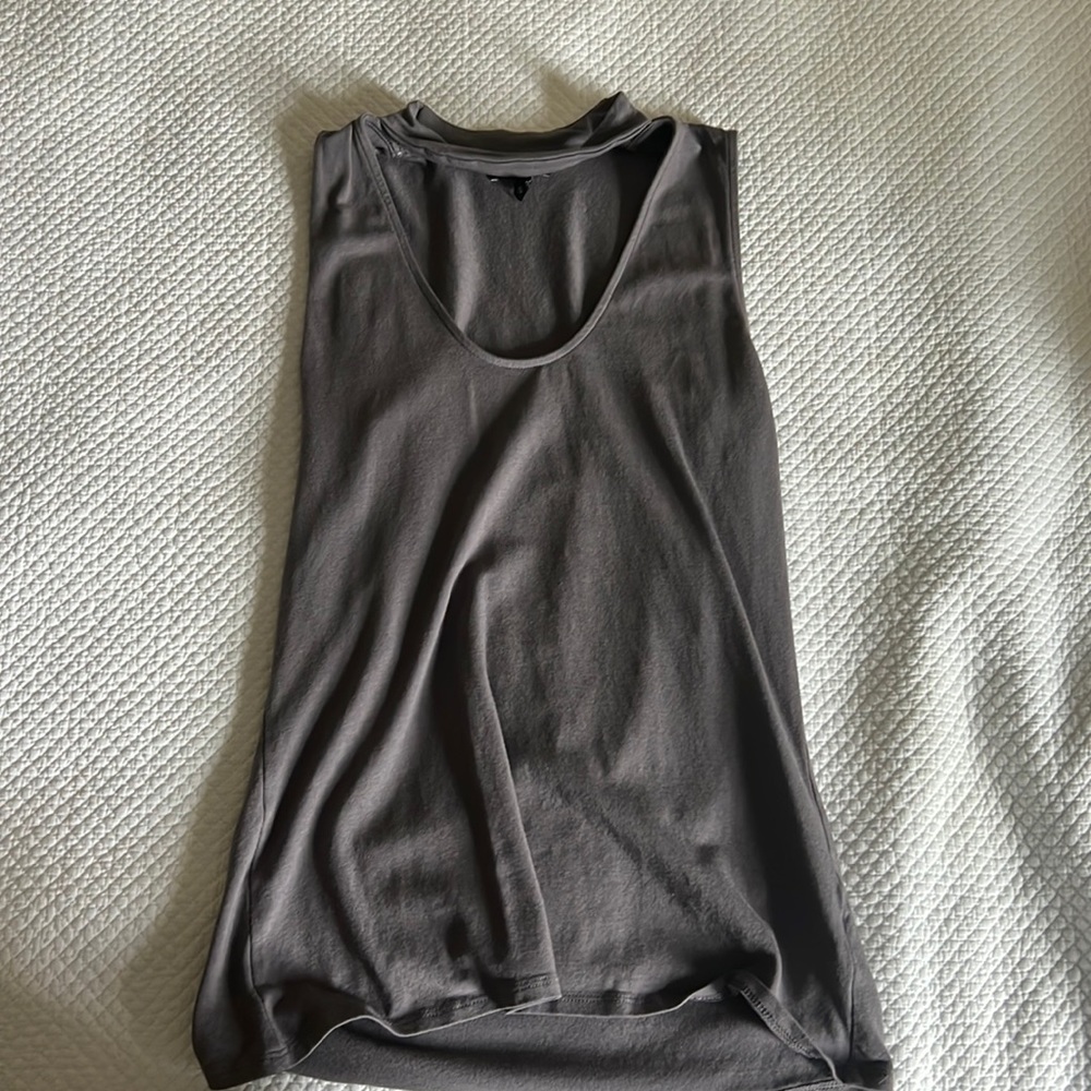 Express tank top